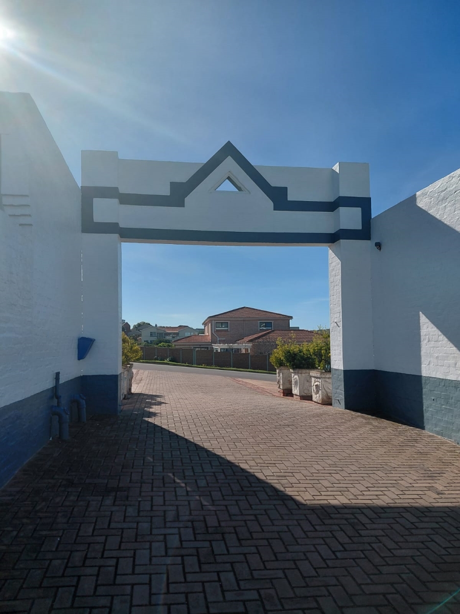 3 Bedroom Property for Sale in Stilbaai Wes Western Cape